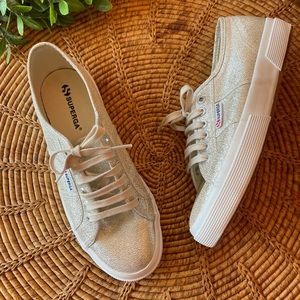 {SUPERGA} Gold Metallic Lace Up Platform Sneakers